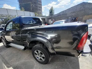 Toyota Hilux 2.5 D-4D 2008 Black