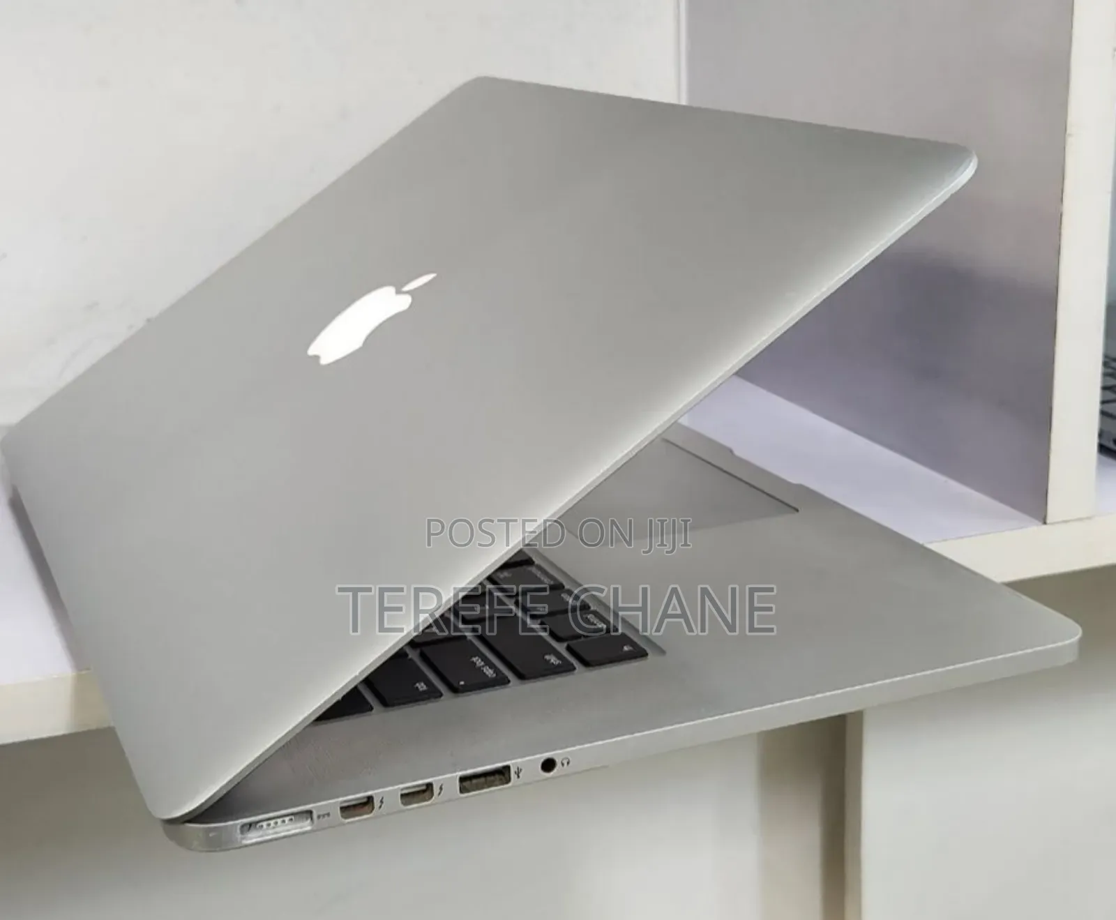 New Laptop Apple MacBook 2015 16GB Intel Core I7 SSD 512GB