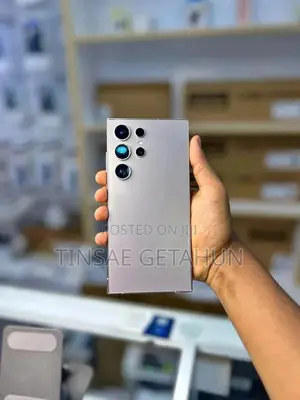 Photo - Samsung Galaxy S24 Ultra 256 GB Silver