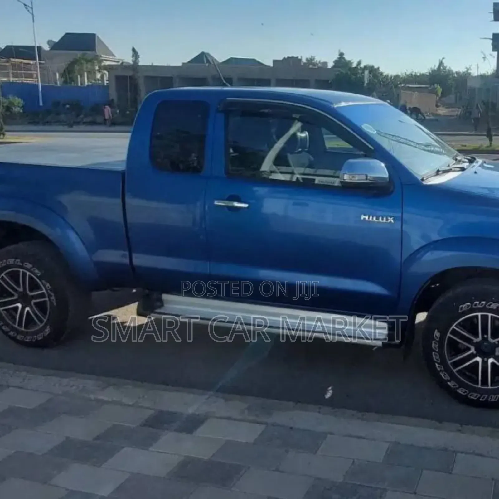 Toyota Hilux 2015 Blue
