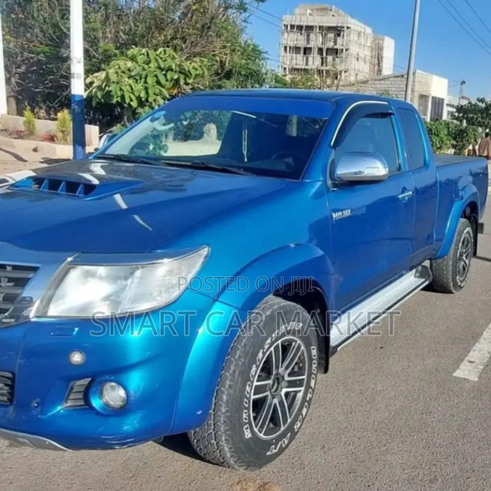 Toyota Hilux 2015 Blue