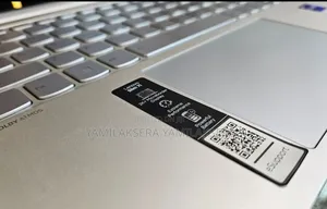 New Laptop Lenovo Yoga 7i 16GB Intel Core I7 SSD 512GB