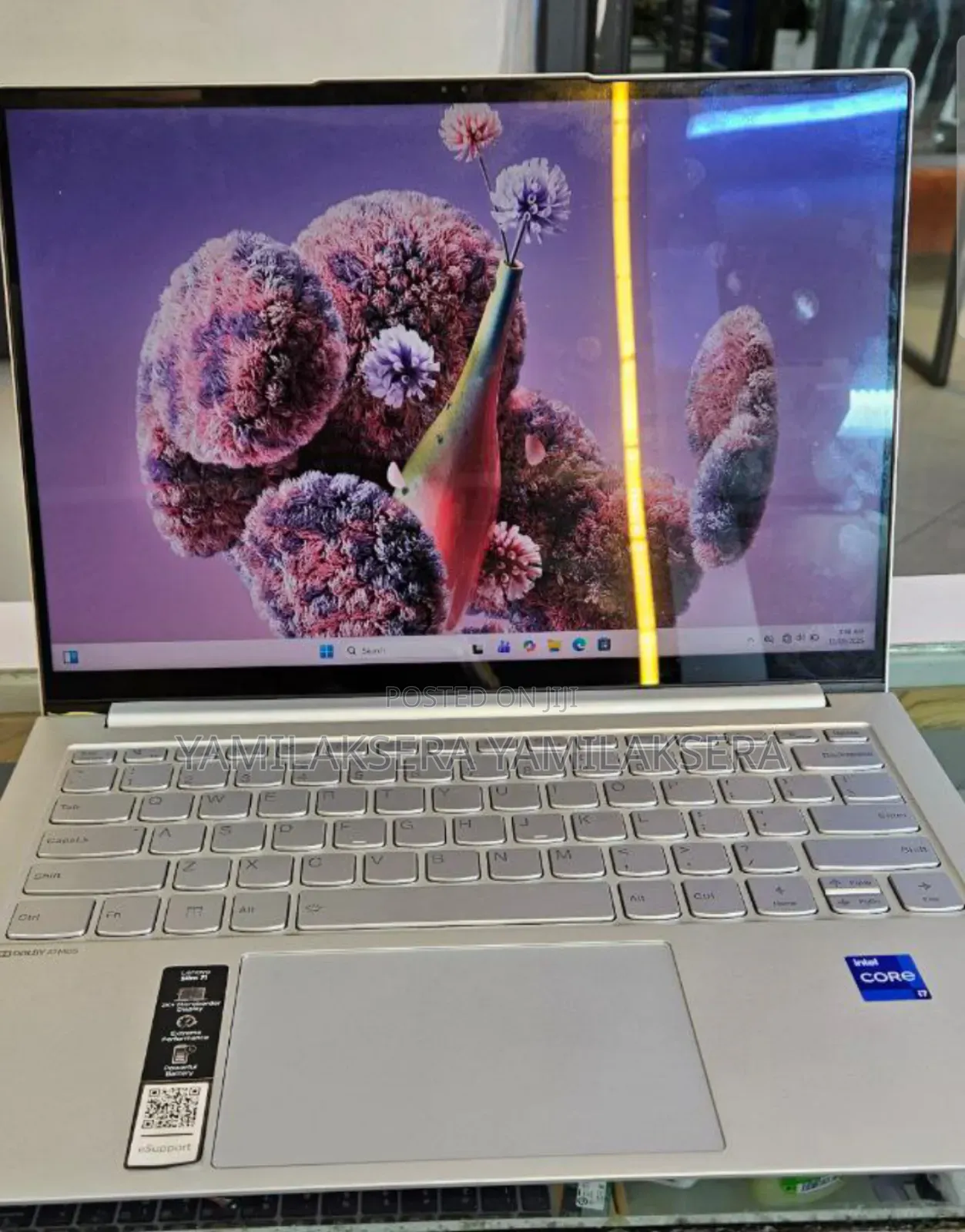 New Laptop Lenovo Yoga 7i 16GB Intel Core I7 SSD 512GB