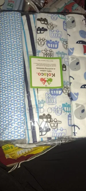 High Quality 4 ፒስ የአራስ ልጆች መቀበያ( ፍላኔል )