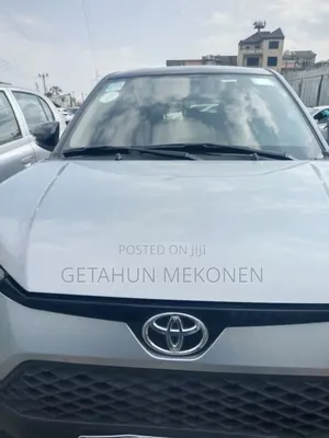 Photo - Toyota Raize 2021 Silver