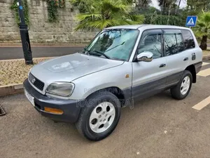 Photo - Toyota RAV4 Cabriolet 1998 Silver