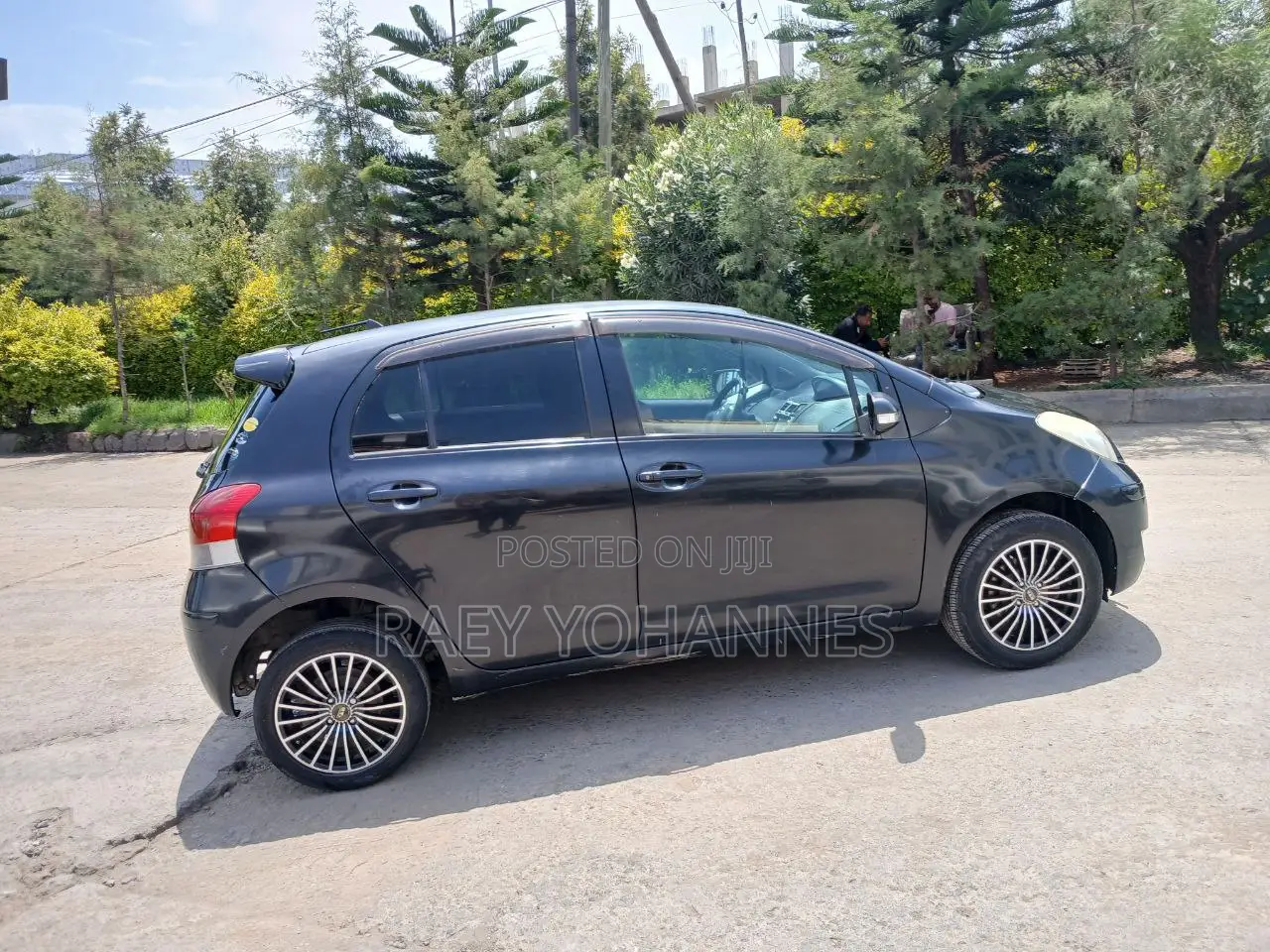 Toyota Yaris 2010 Black