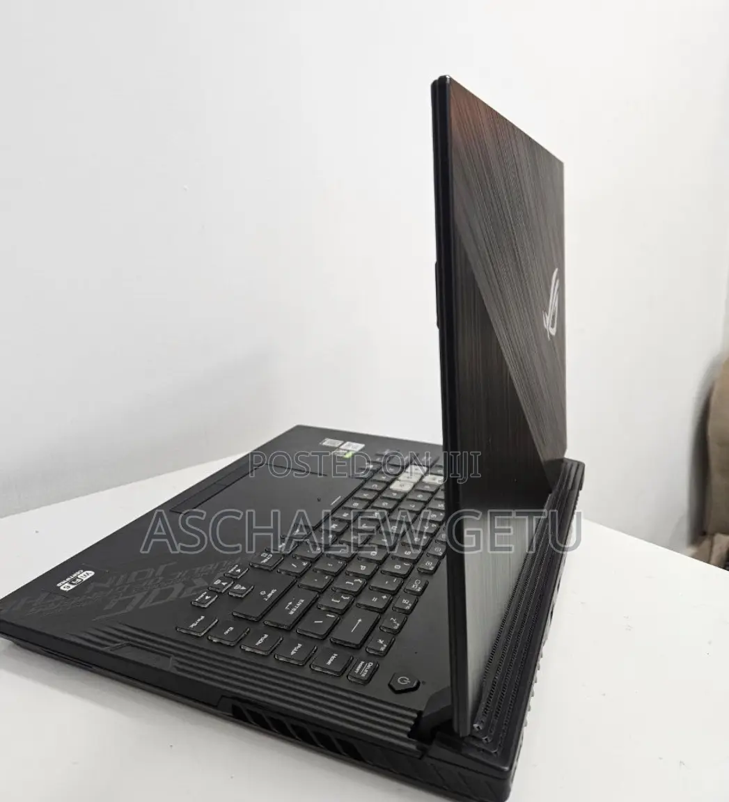New Laptop Asus ROG Strix G15 16GB Intel Core I7 SSD 512GB