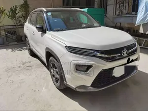 Toyota Urban Cruiser 2024 White