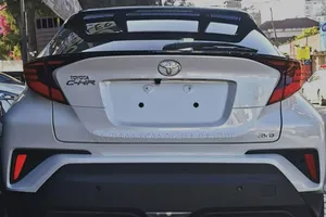 New Toyota C-HR 2022 Ivory