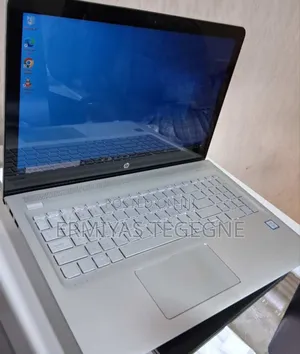 Photo - New Laptop HP Pavilion 15 8GB Intel Core I7 SSD 1T