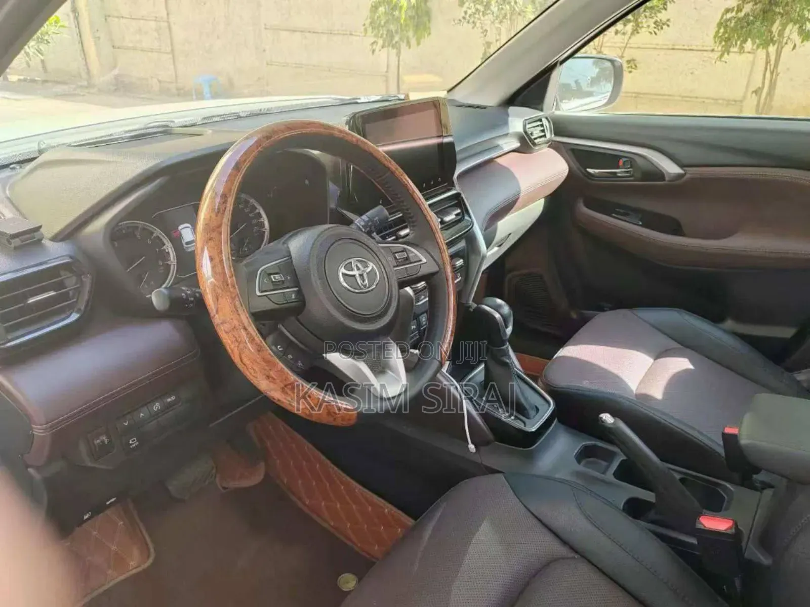 Toyota Urban Cruiser 2024 White