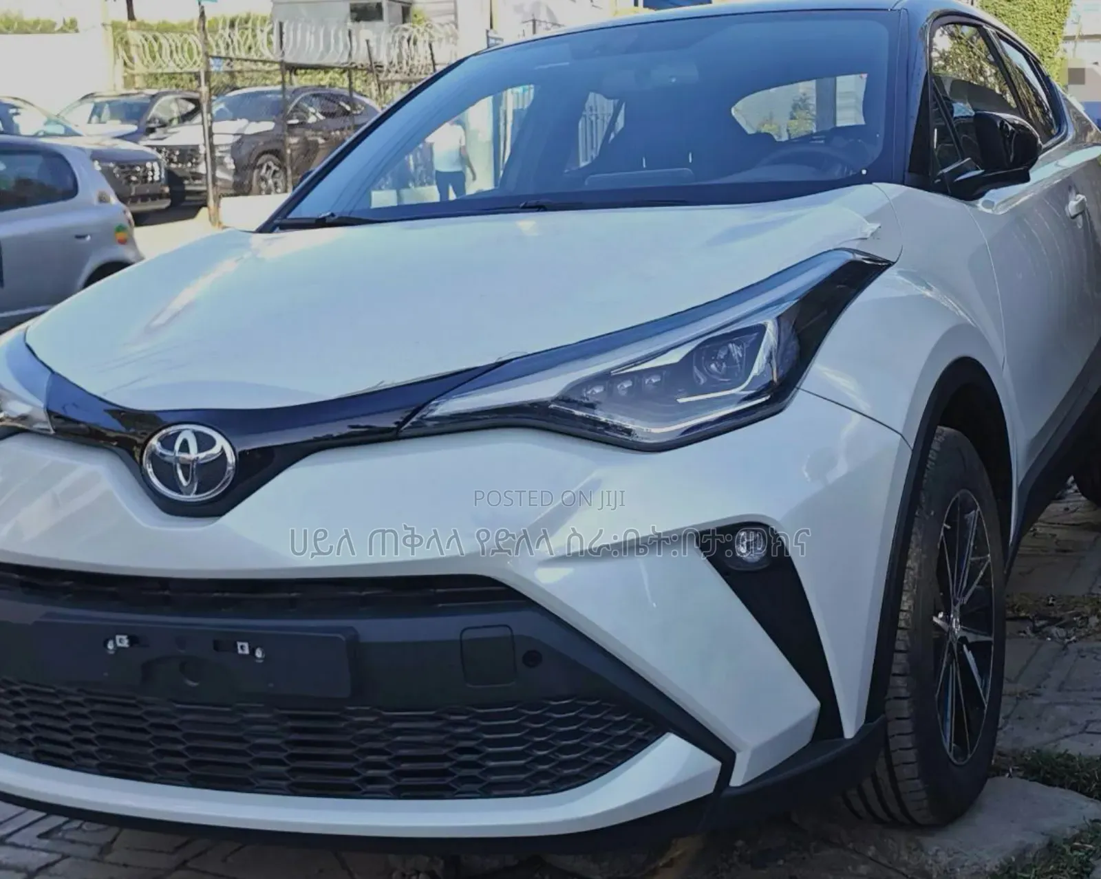New Toyota C-HR 2022 Ivory