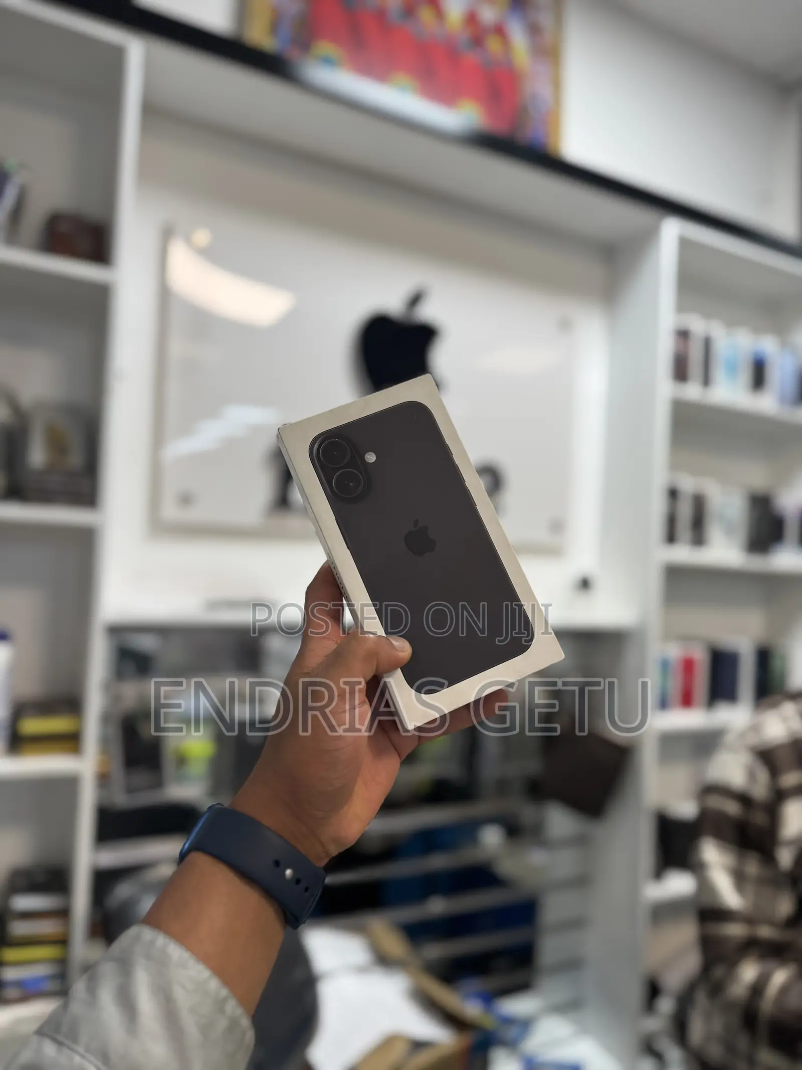 New Apple iPhone 16 128 GB Black