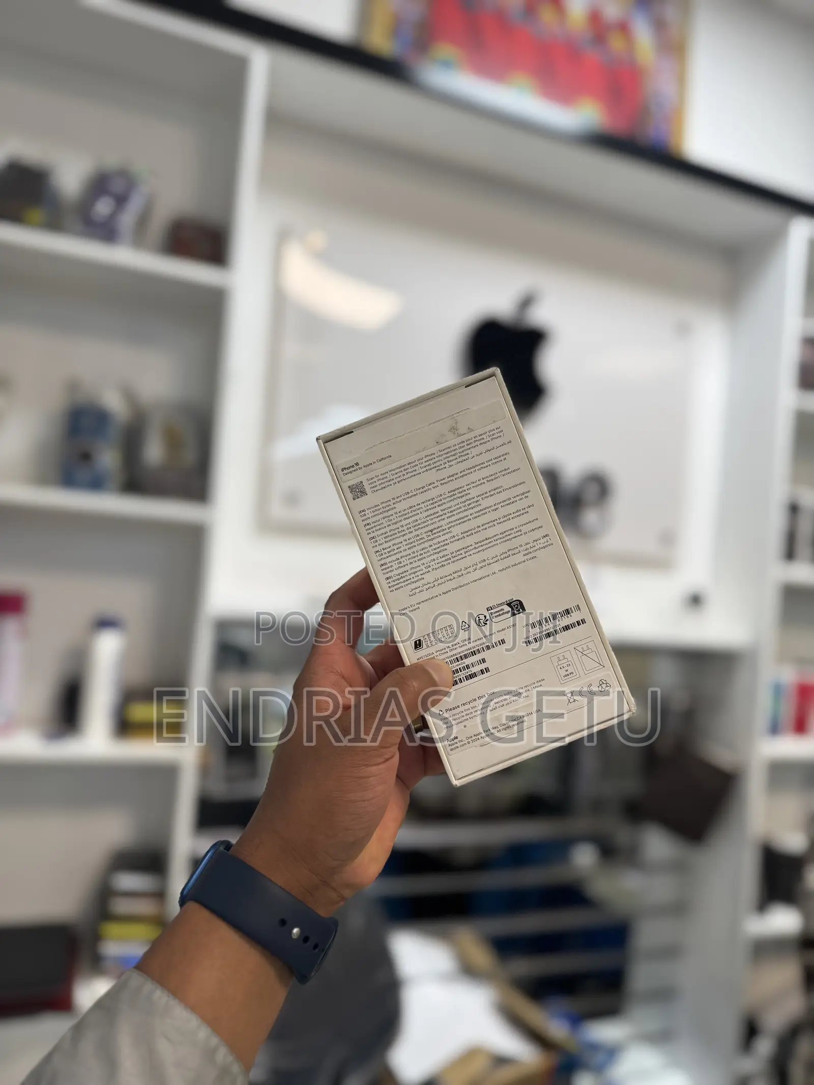 New Apple iPhone 16 128 GB Black