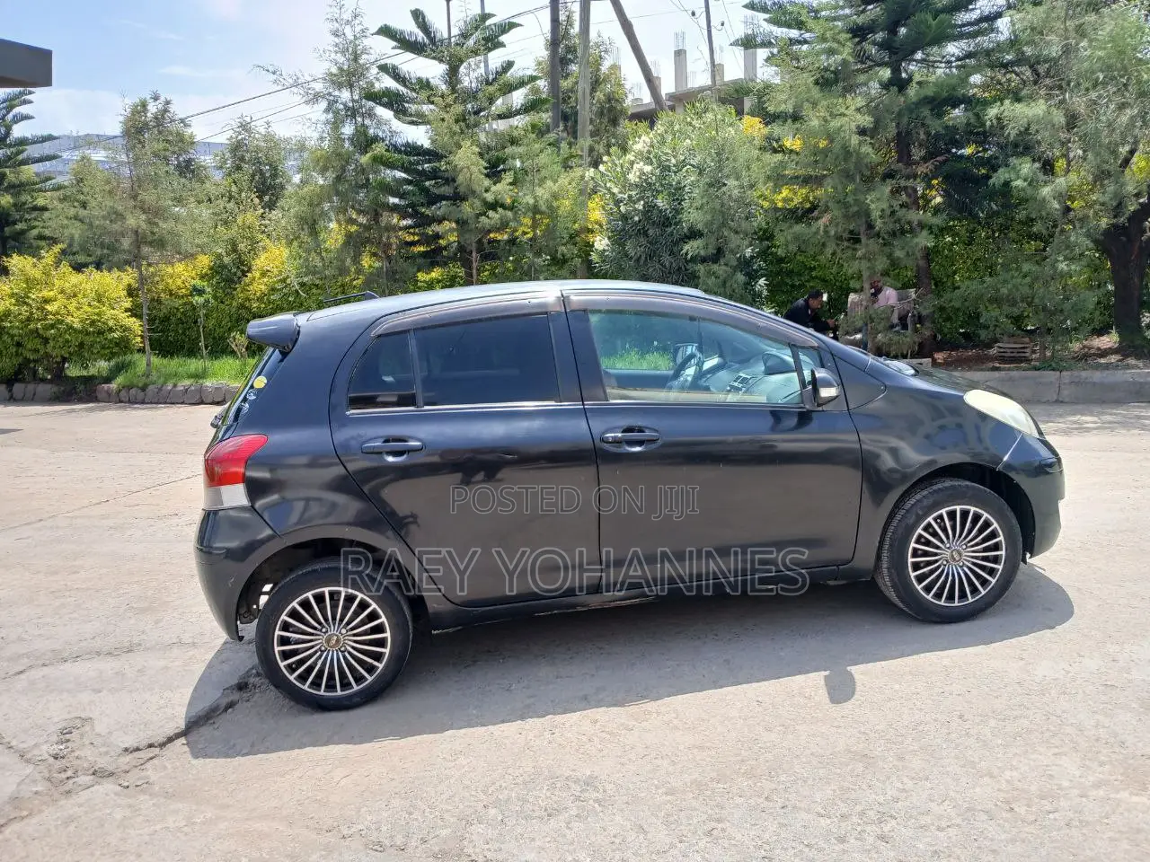 Toyota Yaris 2010 Black
