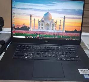 New Laptop Dell XPS 15 16GB Intel Core I7 SSD 16 GB