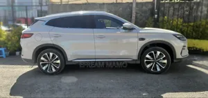BYD Song Plus 2025 White