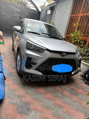 Photo - Toyota Raize 1.0 AWD 2022 Silver