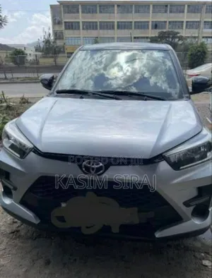 Toyota Raize 1.0 AWD 2022 Silver