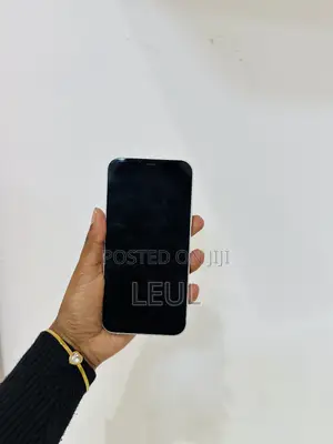 Apple iPhone 13 256 GB White