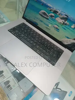 New Laptop Apple MacBook Pro M1 32GB Apple M1 Pro SSD 512GB