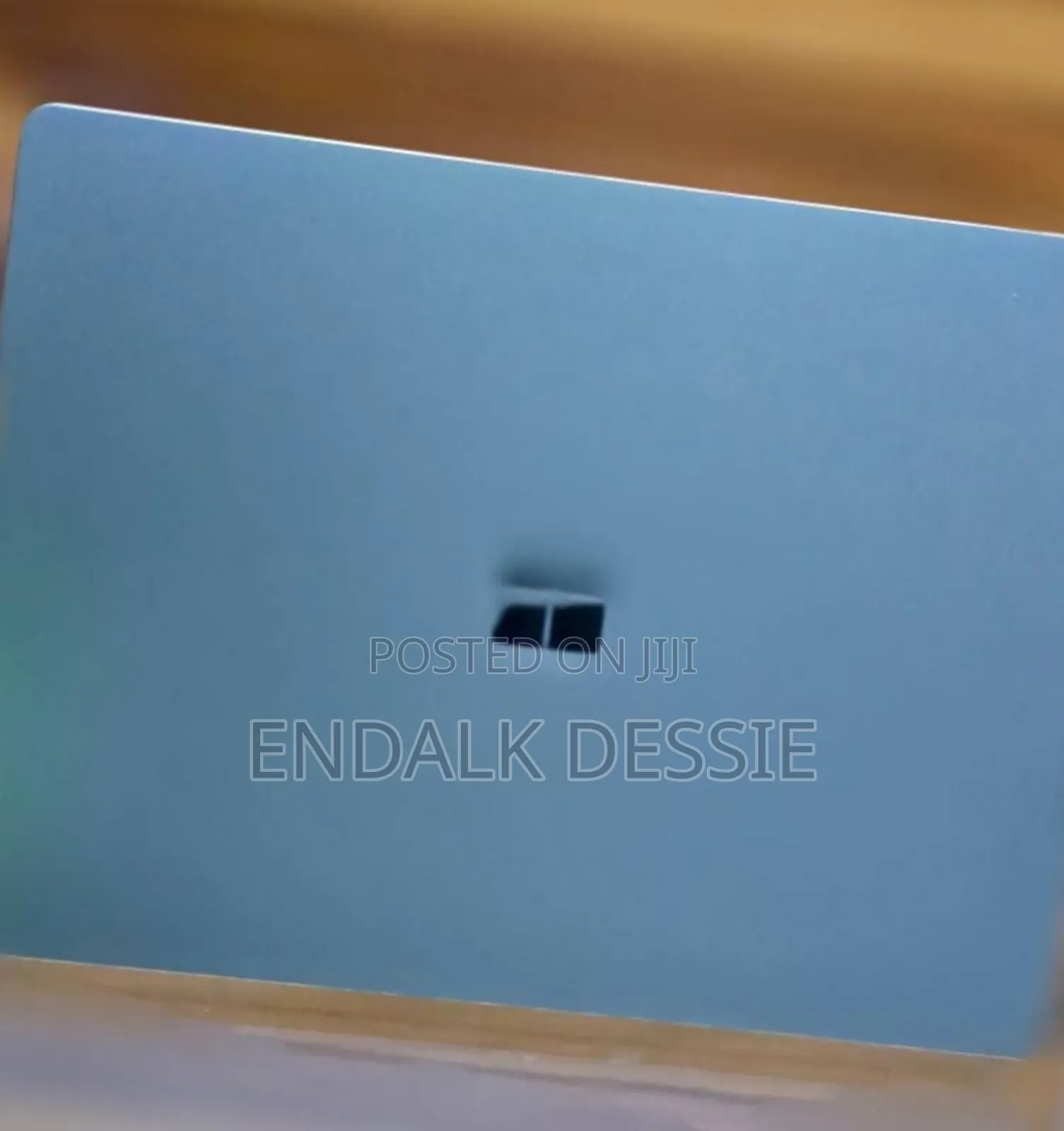 New Laptop Microsoft Surface 8GB Intel Core I5 SSD 256GB