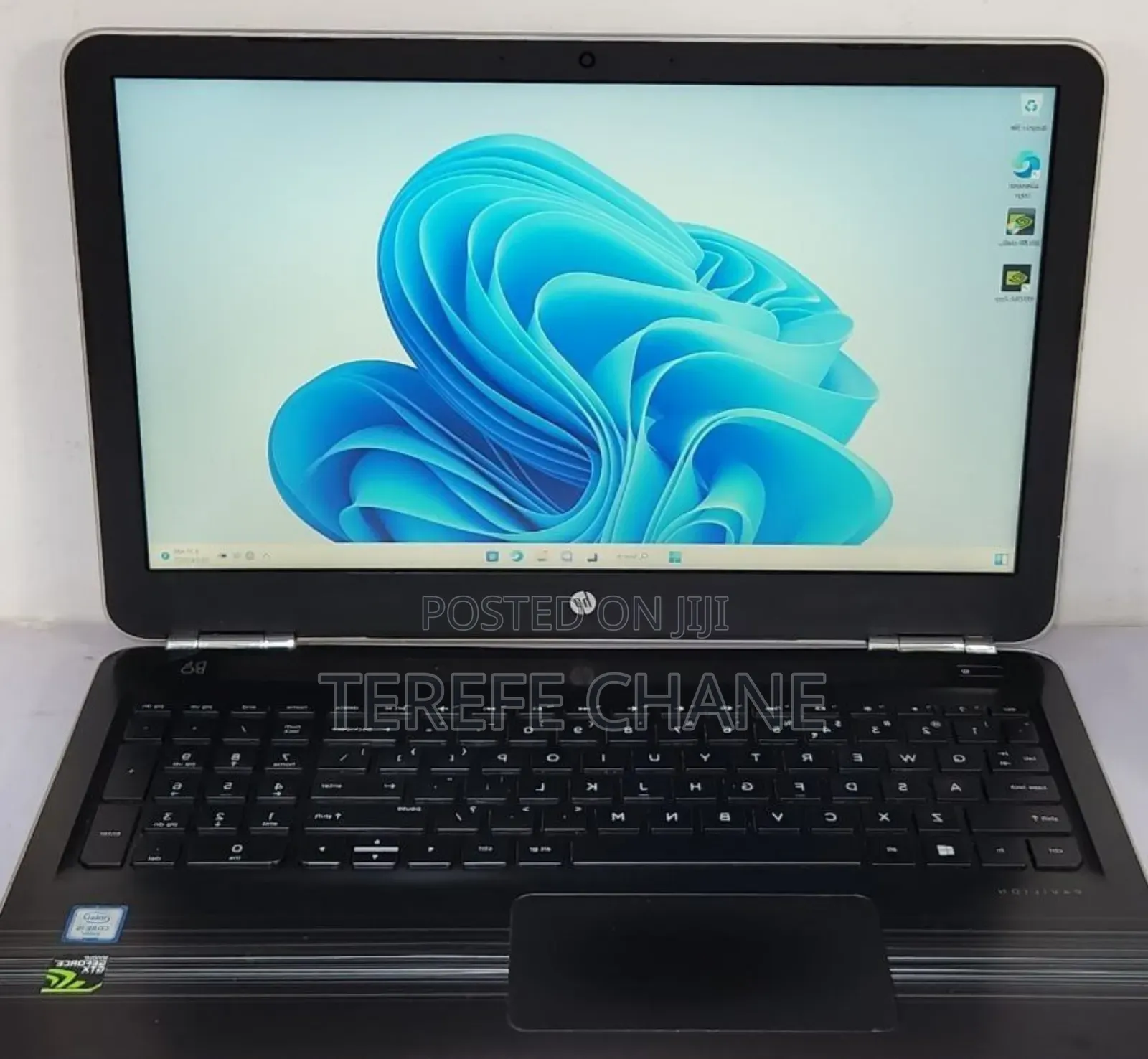 New Laptop HP Pavilion 15 8GB Intel Core I5 SSD 256GB