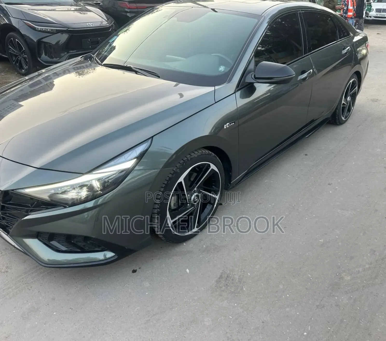 Hyundai Avante 2021 Gray