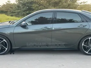 Hyundai Avante 2021 Gray