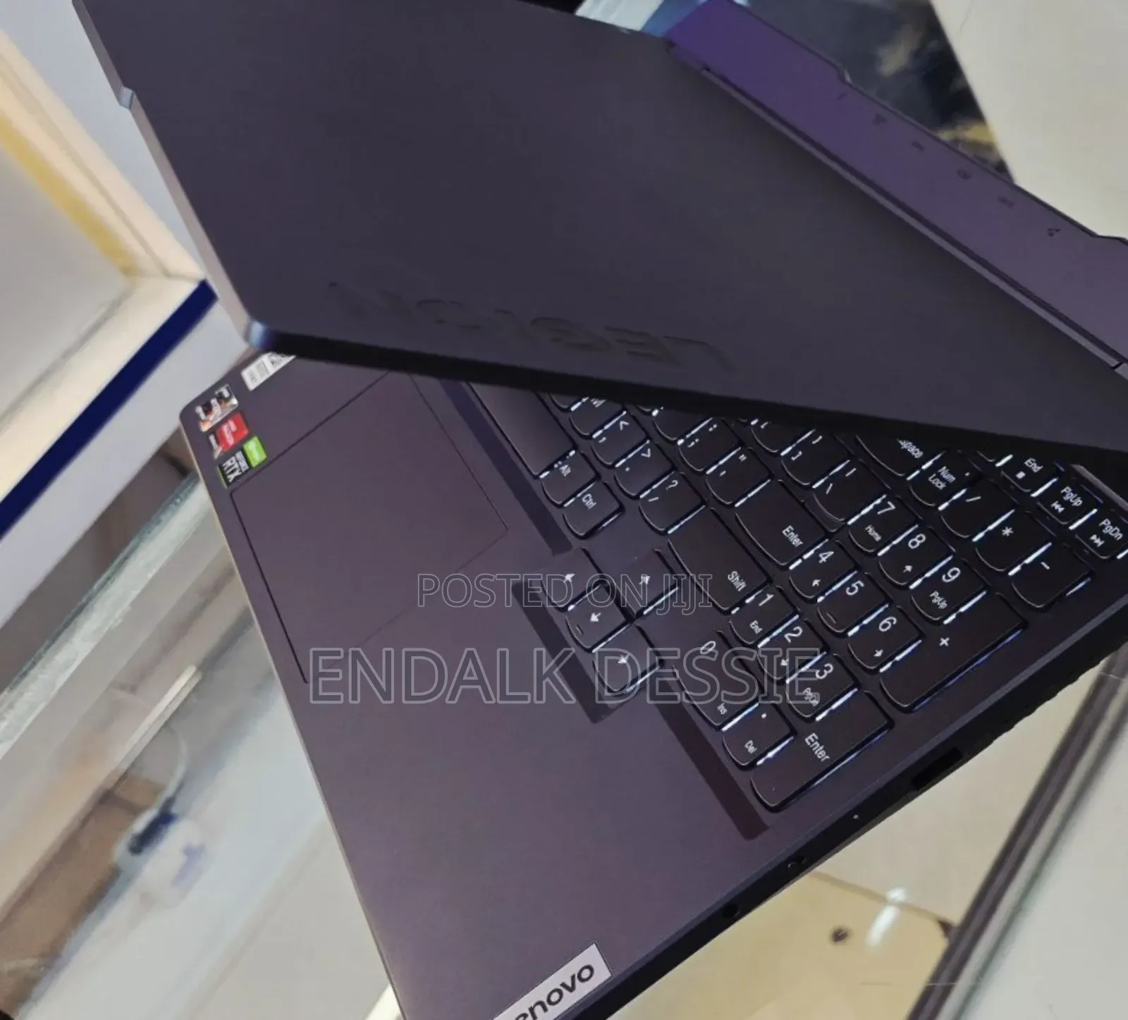 New Laptop Lenovo Legion 7 16GB AMD Ryzen 7 SSD 512GB