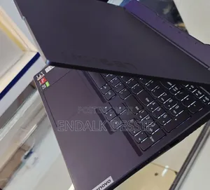 New Laptop Lenovo Legion 7 16GB AMD Ryzen 7 SSD 512GB