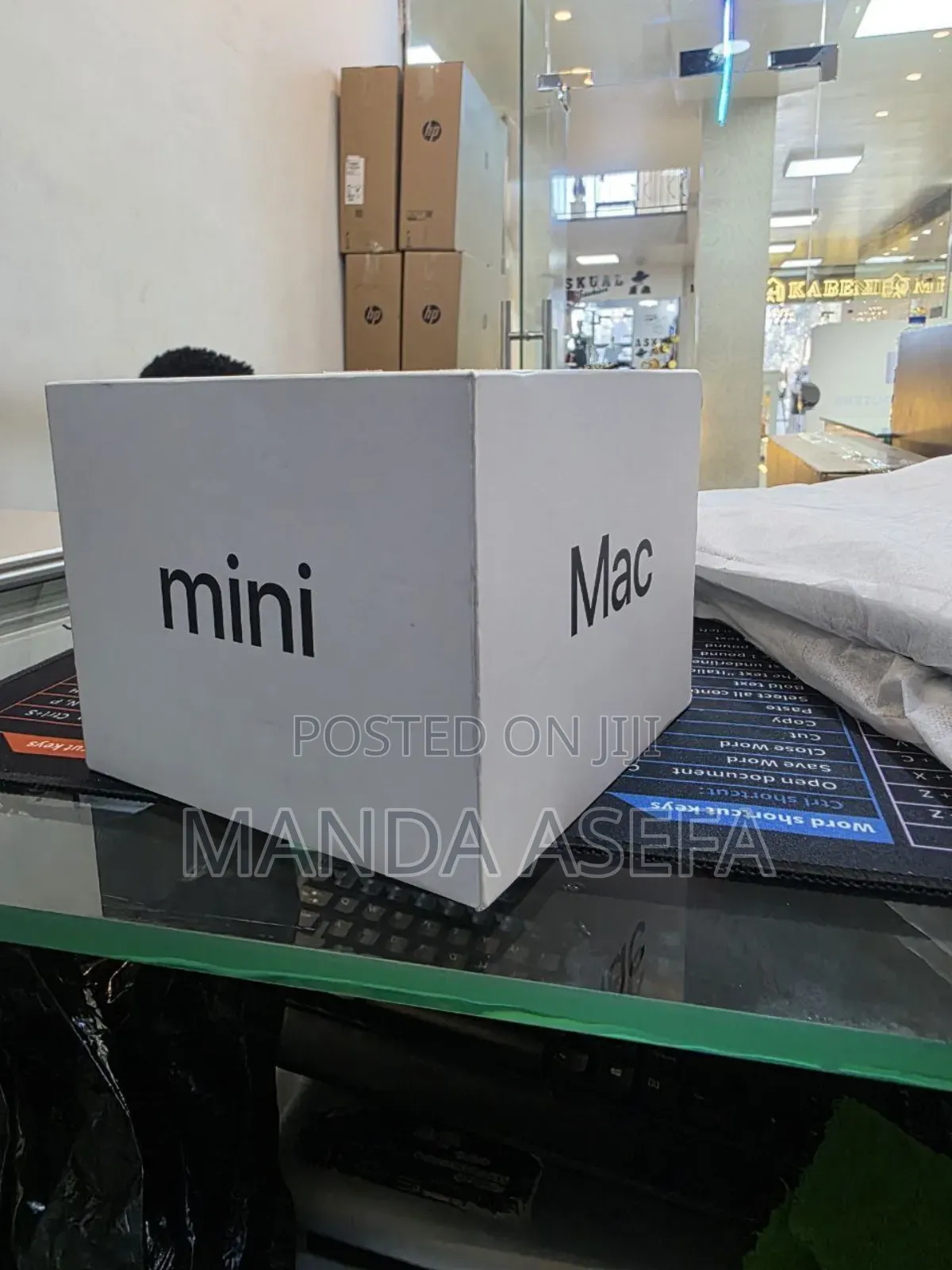 New Laptop Apple MacBook 16GB Apple M4 SSD 256GB