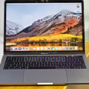 New Laptop Apple MacBook Pro 2019 16GB Intel Core I5 SSD 256GB