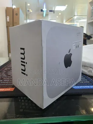 Photo - New Laptop Apple MacBook 16GB Apple M4 SSD 256GB