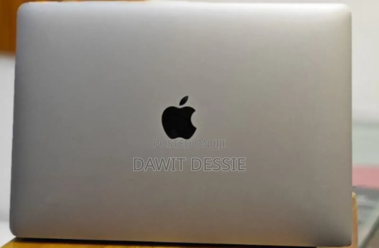 New Laptop Apple MacBook Pro 2019 16GB Intel Core I5 SSD 256GB