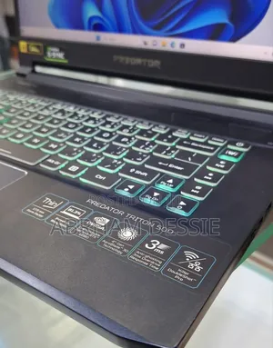 New Laptop Acer 16GB Intel Core I7 SSD 1T