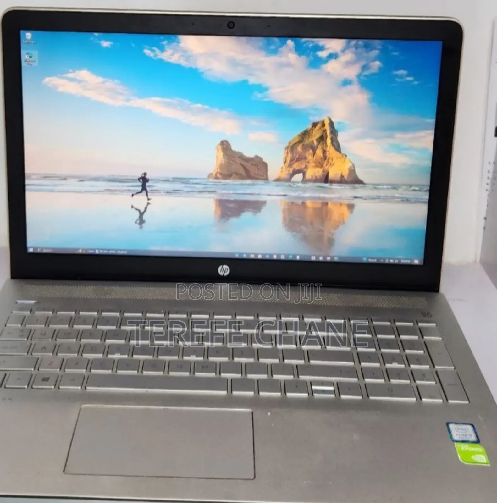 New Laptop HP Pavilion 10 8GB Intel Core I5 HDD 1T