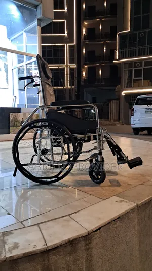 Toilet Wheelchair水手wheelchair卜手wheelchair山田wheelchair廿手wheelchair卜手whe