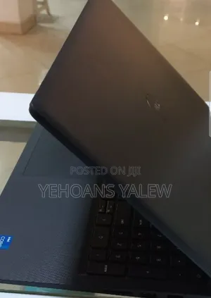 Photo - New Laptop Dell Vostro 3520 16GB Intel Core I5 SSD 512GB