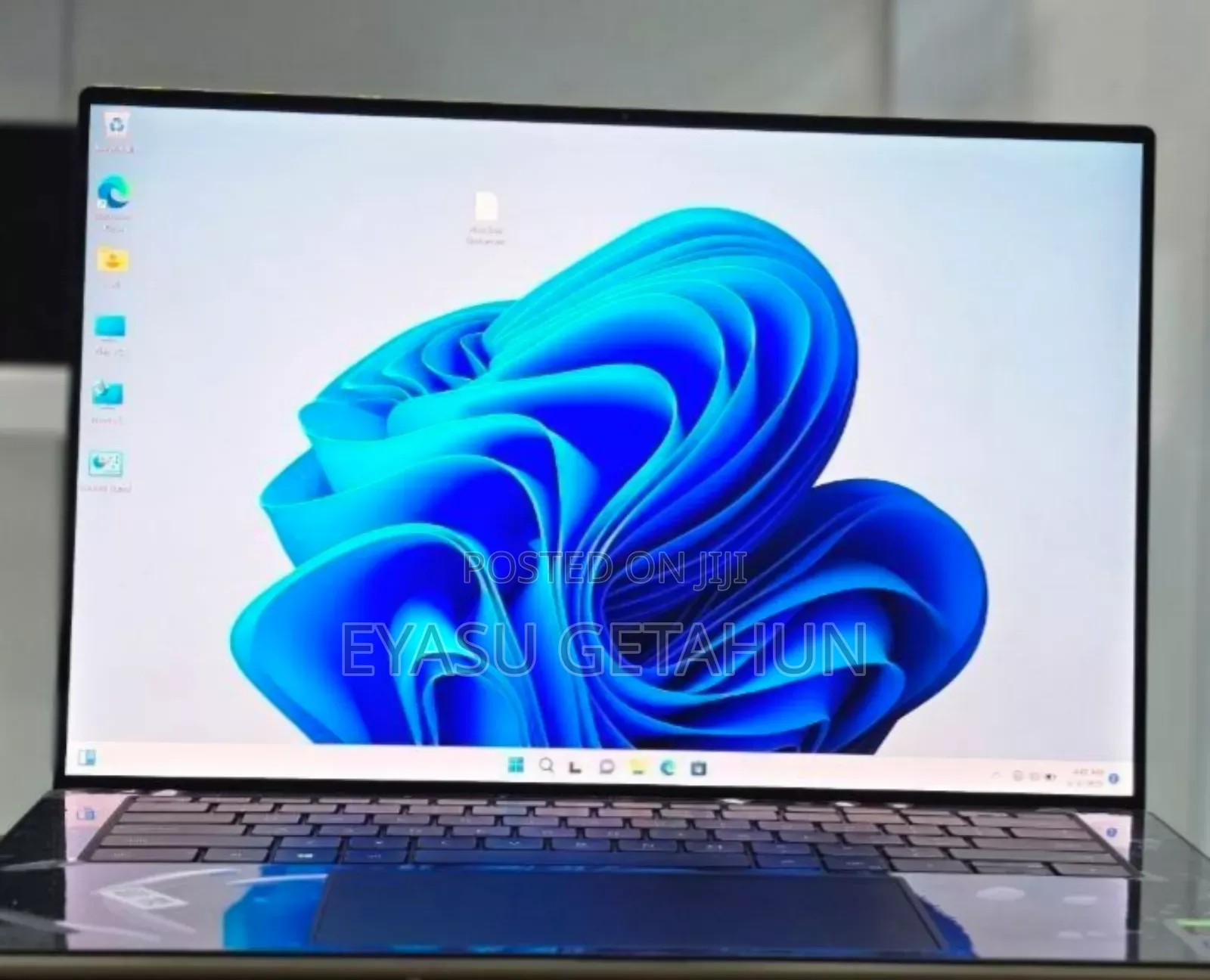 New Laptop Dell XPS 15 9530 32GB Intel Core I9 SSD 1T