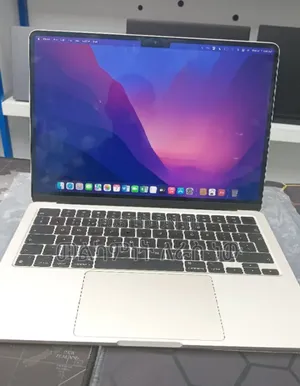 New Laptop Apple MacBook Air 2022 M2 8GB Apple M2 SSD 512GB