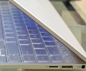 Photo - New Laptop HP Envy 13 16GB Intel Core I7 SSD 512GB