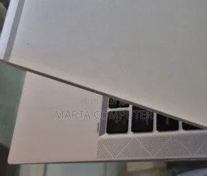 New Laptop HP EliteBook 1030 16GB Intel Core I7 SSD 512GB