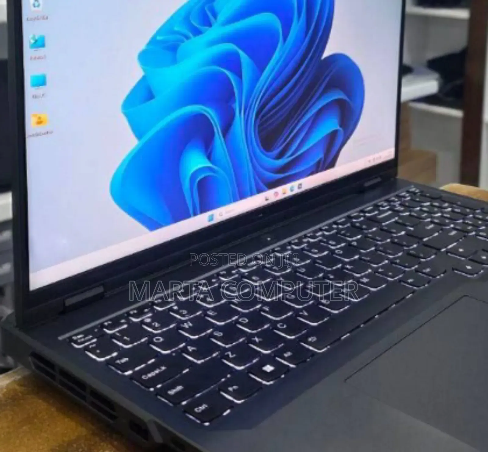 New Laptop Lenovo Yoga 910 32GB Intel Core I9 SSD 1T