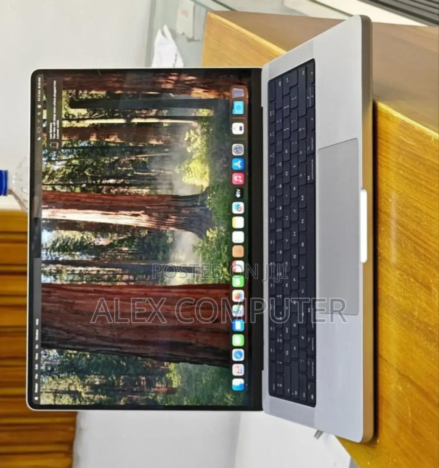 New Laptop Apple MacBook Pro M1 32GB Apple M1 SSD 1T