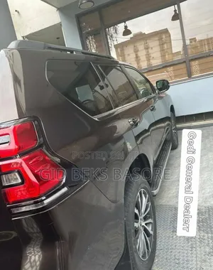 Toyota Land Cruiser Prado 2019 Gray