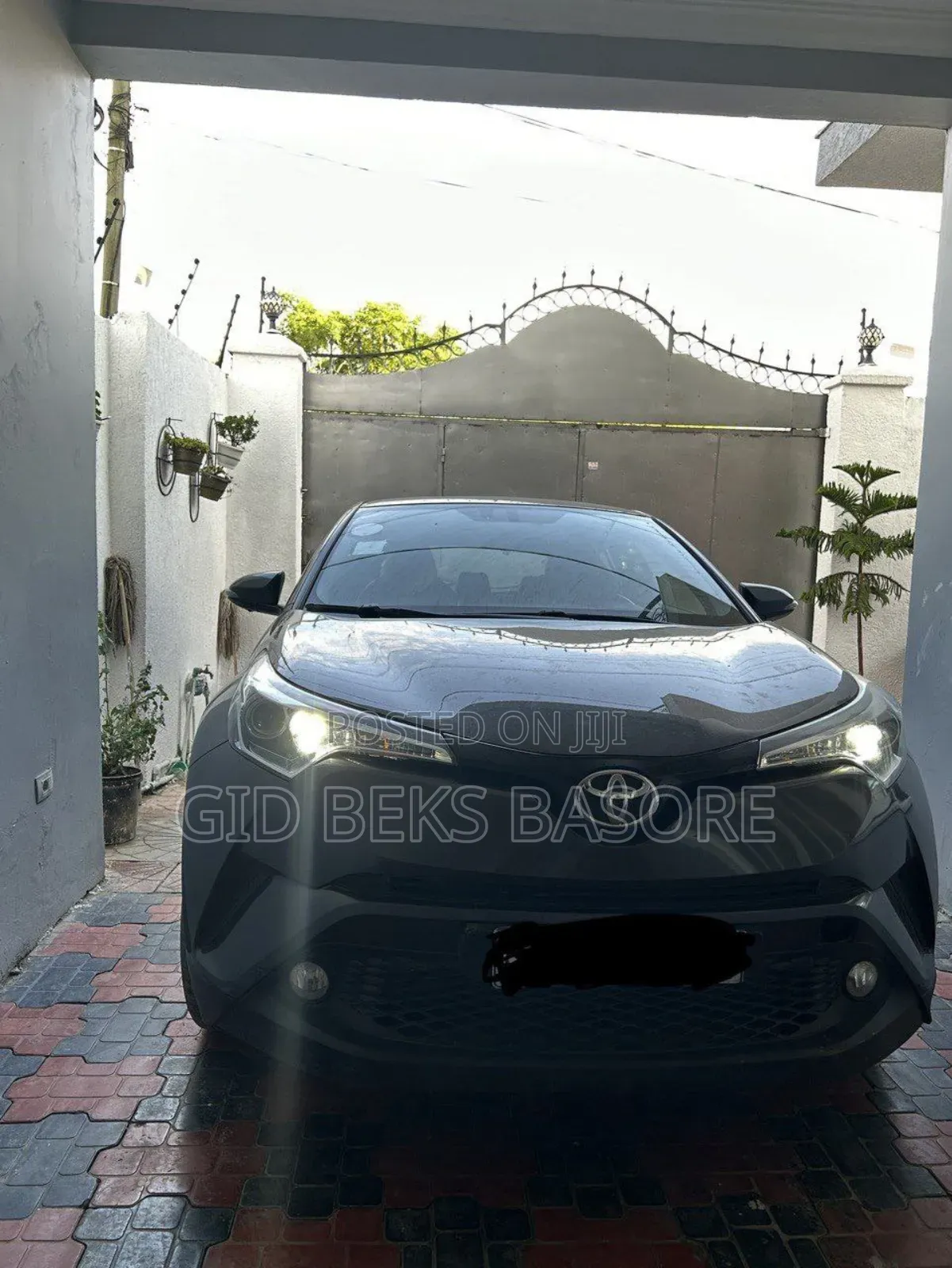 Toyota C-HR 2019 Gray