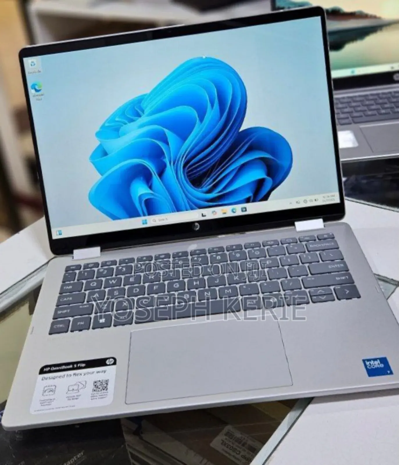 New Laptop HP OmniBook 5 Flip 16GB Intel Core 7 SSD 1T