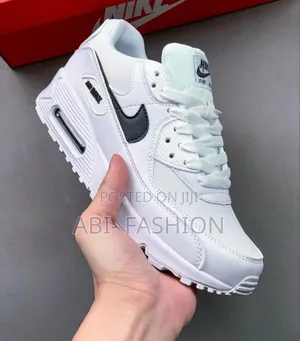 Photo - Nike Airmax 90 Shoes